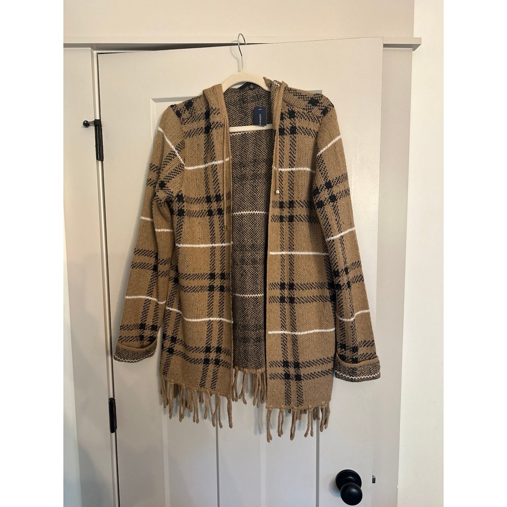 NEW Adrienne Vittadini Hooded Cardigan Sweater Plaid Camel Color size M NEW
